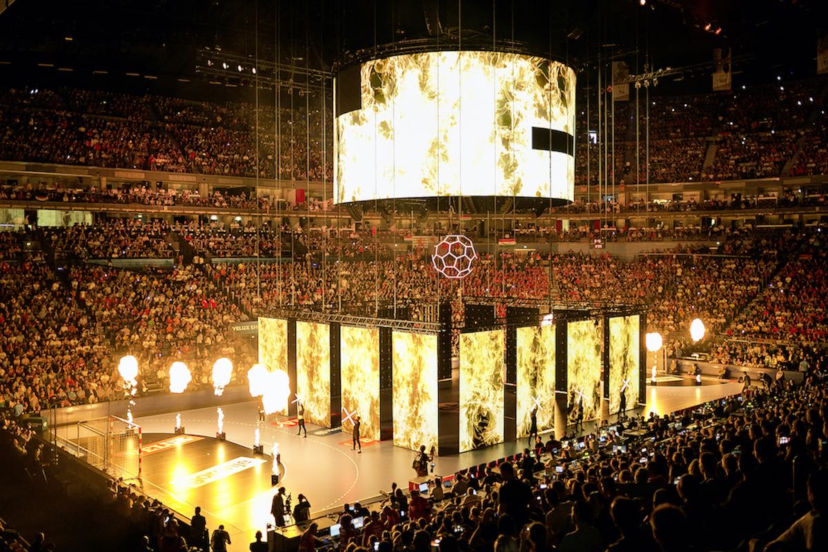 Halbzeitshow Video Artsisten Inszenierung