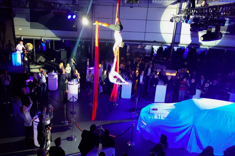 Duo Partner Luftakrobatik für Porsche Einführung