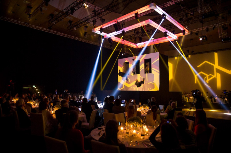 Trampolin Video Show Firmenevent