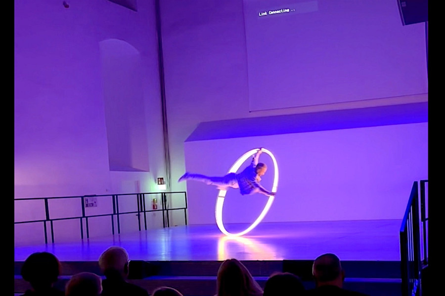 LED Cyr Wheel Trick