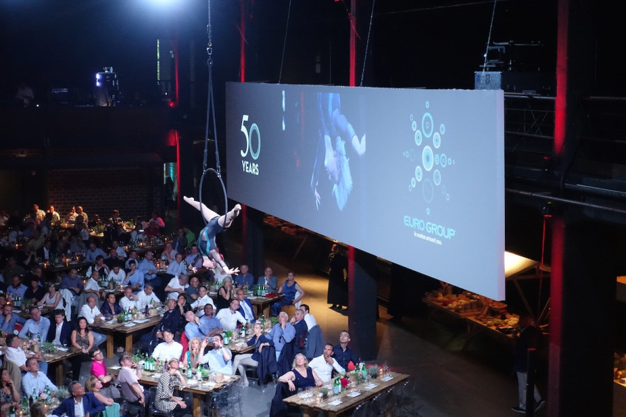 Luftring über Publikum